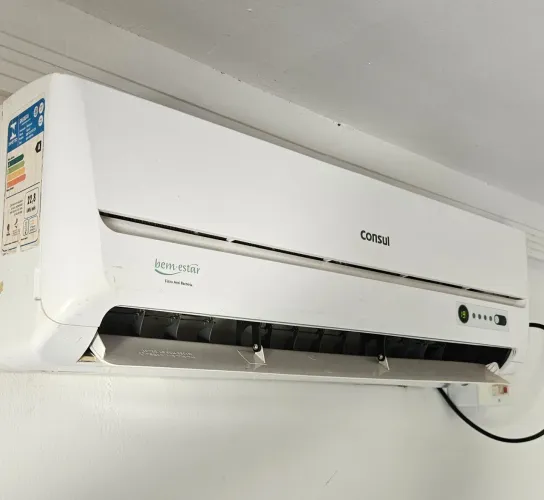Ar-condicionado Split Consul 12.000 BTUs 220V