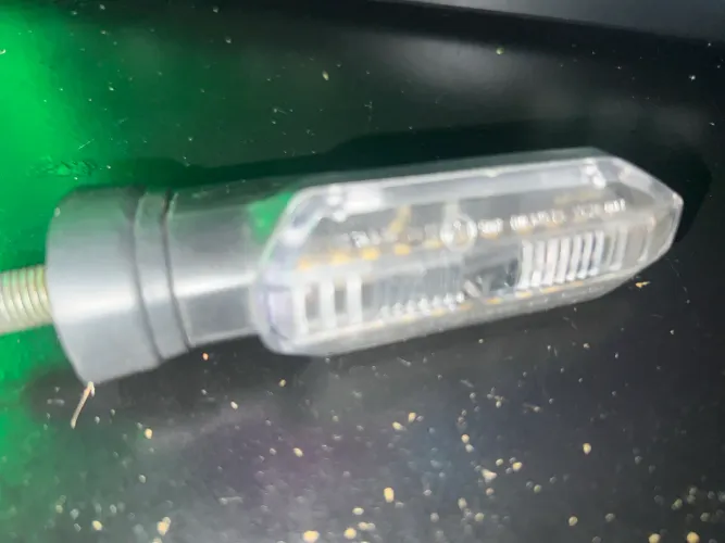 Seta de led sequencial APENAS uma