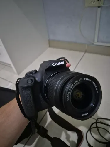 Vendo câmera Canon T7