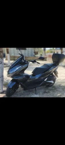 PCX 2023 com 3.500 km