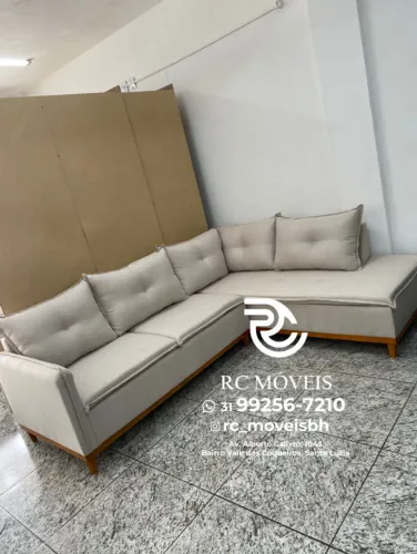 Sofá de Canto Malibu - Linho Premium, Espaço e Sofisticação