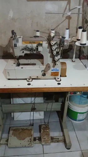 Maquina industrial galoneira