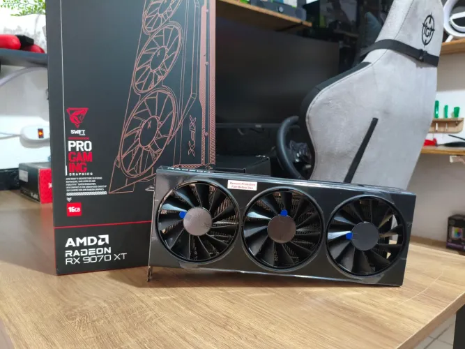 Placa de vídeo RX 9070 XT XFX Swift - NOVA + 3 Anos de Garantia 