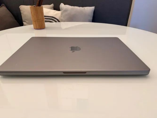 Macbook Pro Chip M1 Pro 16 POL 512 SSD 32GB RAM