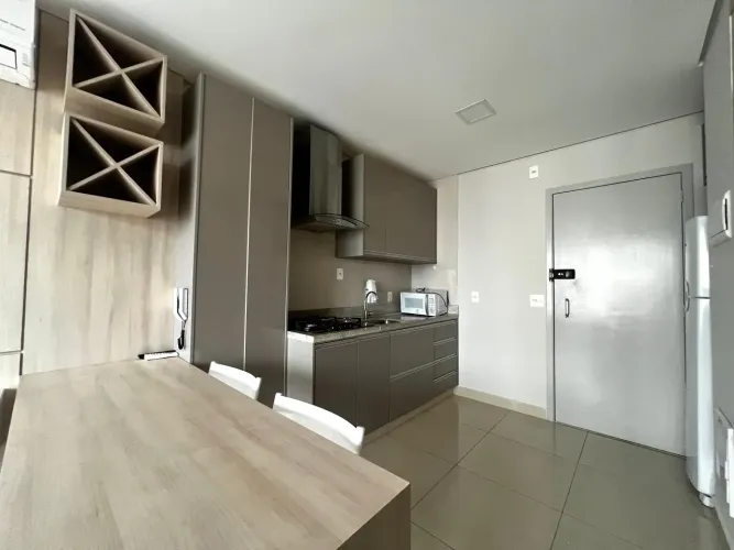 Apartamento para venda mobiliado de 1 quarto no Setor Bueno próximo ao Parque Vaca Brava ,