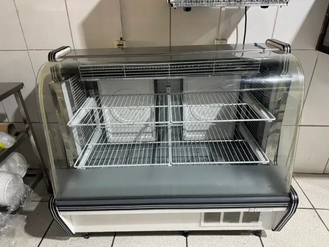 VENDO EXPOSITORA REFRIGERADA GELOPAR
