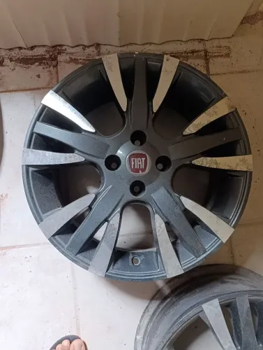Rodas liga leve Aro 16' - Fiat