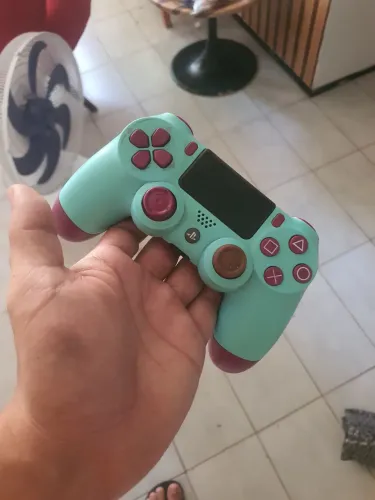 Controle ps4 usado