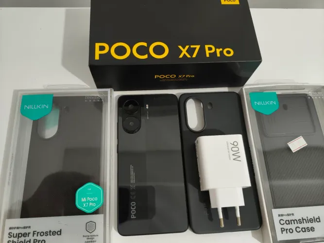 POCO X7 PRO 12 GB RAM/ 512 GB memórias - Impecável+Cases Nillkin