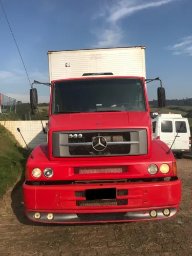 Mb 1620 bau ano 2008