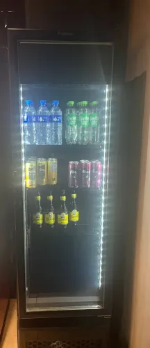 REFRIGERADOR VERTICAL 