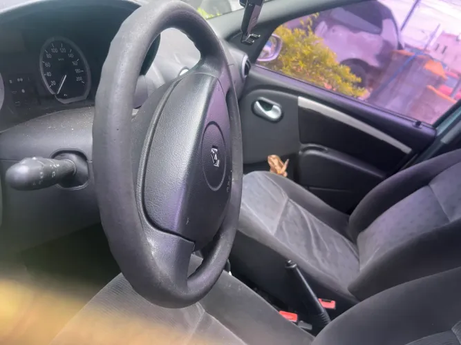 Renault Logan Privilège Hi-flex 1.6 16V 4P 2009