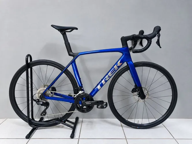Bicicleta Speed TREK MADONE SL 5 GEN 8 ? CARBONO