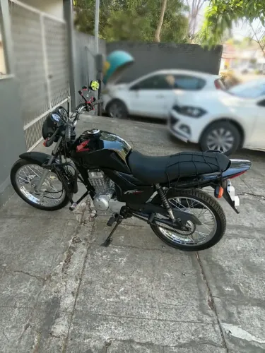 Honda CG 125 com partida elétrica