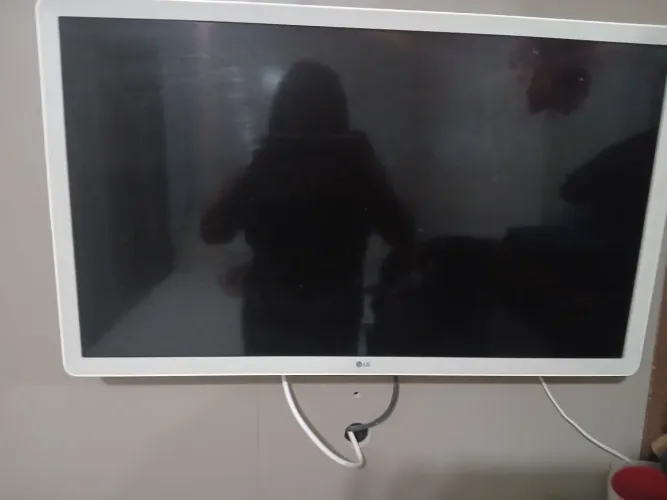 TV 32 polegada vende por1300