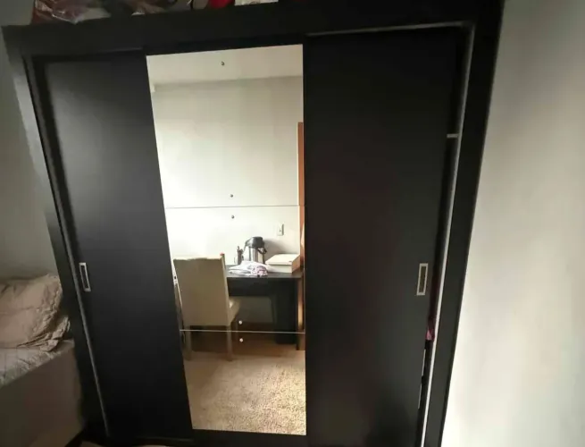 Guarda roupa 3 portas seminovo