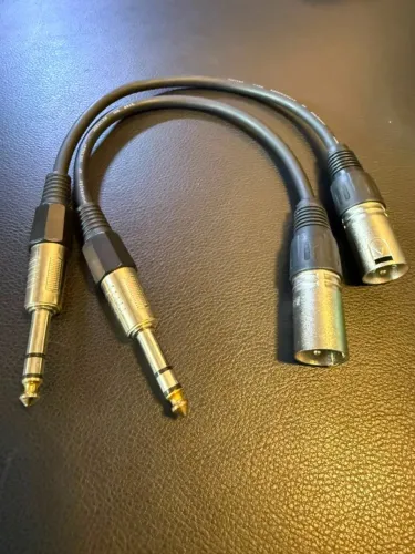 Kit 2 cabos Aquarius XLR macho / P10 TRS balanceado 15cm (2 unidades)