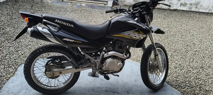 NXR 150 ESD completa unico dono