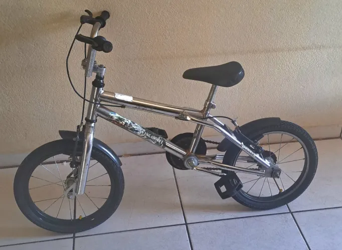 Bicicleta cromada aro 16