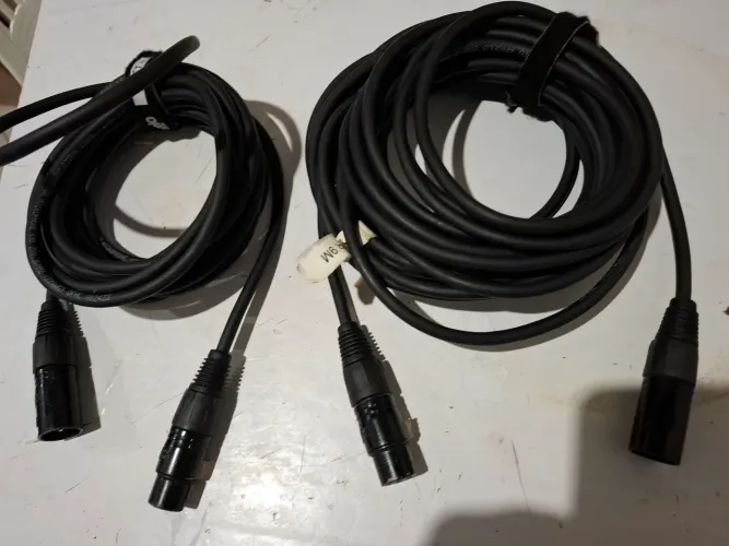 Cabos para microfone novos na promoção 