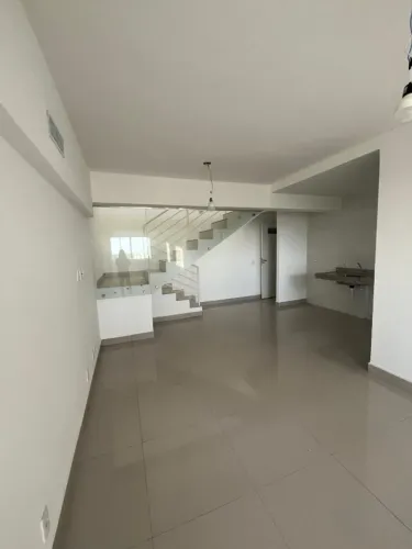 Aluga Excelente Cobertura no Acqua Blue com 145m2