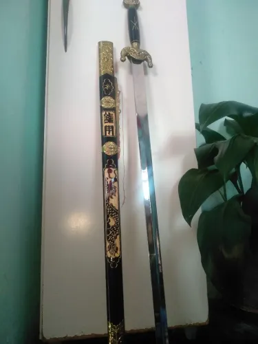 Espada Chinesa Decorativo