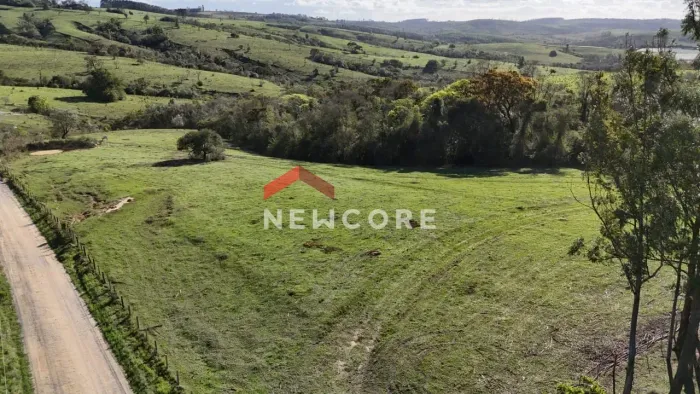 Sítio em Zona Rural - Rural - Sarapuí/SP