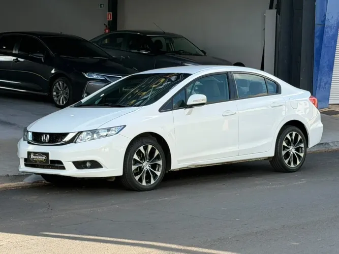 Honda Civic Sedan LXR 2.0 Flexone 16V Aut. 4P 2016