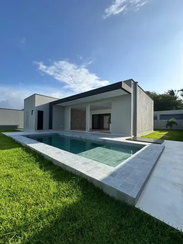 TG| Mansão no Olho D'Agua a 300 metros da praia - Casa Terrea com 4 Suites