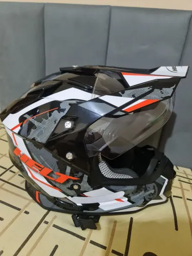 Capacete helt TAM 62