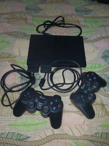 Vende-se Playstation 2