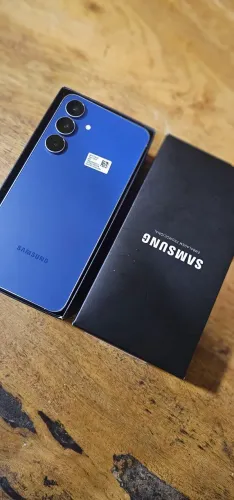 S25 FE NOVO SEM USO!