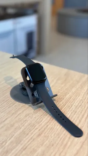 Apple Watch 8 45mm Preto 79%