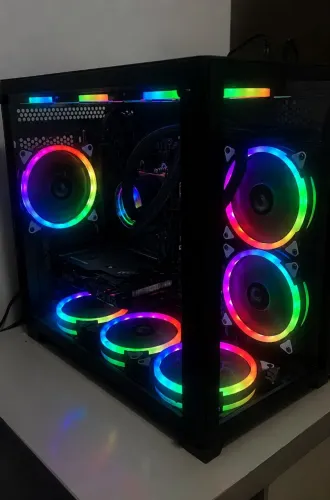 PC Gamer RTX 4060 Ti 8GB + Ryzen 7 5700X | 32GB RAM | SSD 1TB<br>Water Cooler ARGB