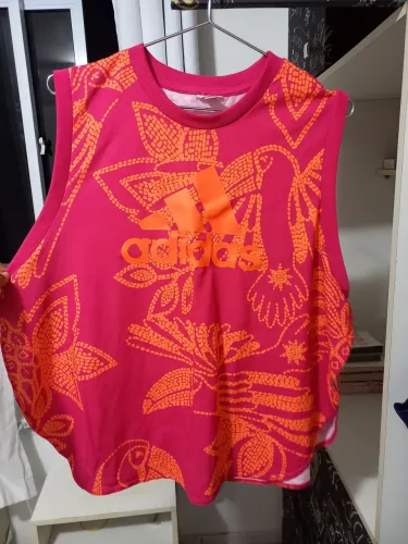 Blusa adidas