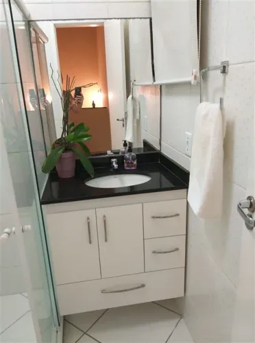 Excelente casa duplex condomínio Vale das Palmeiras - Campo Grande - RJ