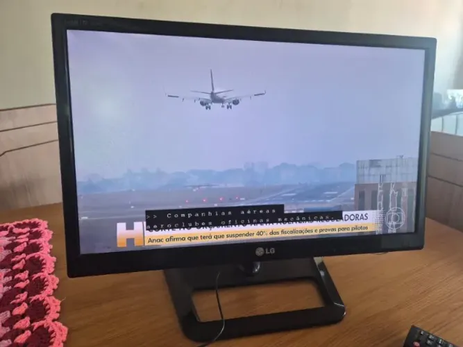 Tv LG 22" com conversor