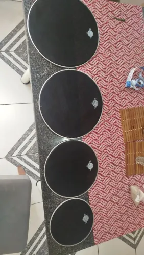 Peles de bateria Luen