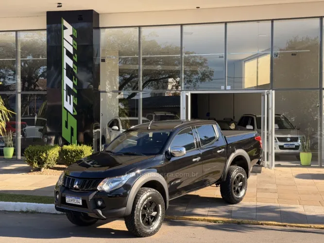 Mitsubishi L200 Tri. S. Outd. Plus 2.4 4X4 Die. AUT 2021