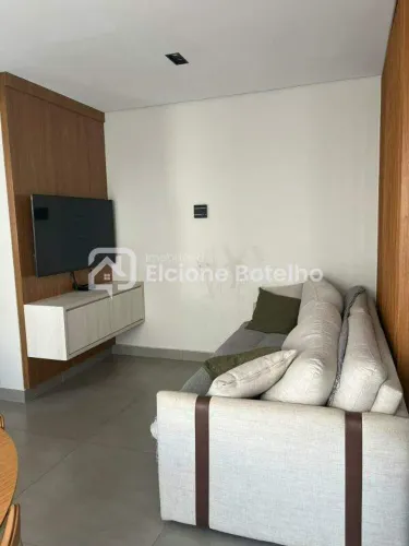 Apartamento residencial para aluguel no Bairro Osvaldo Rezende, Uberlândia