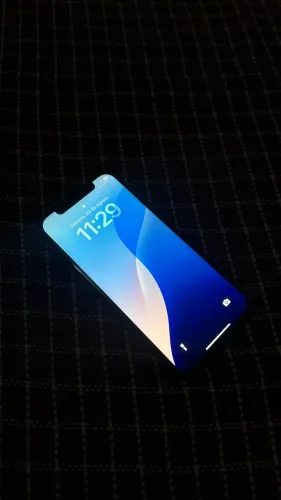 iPhone 12