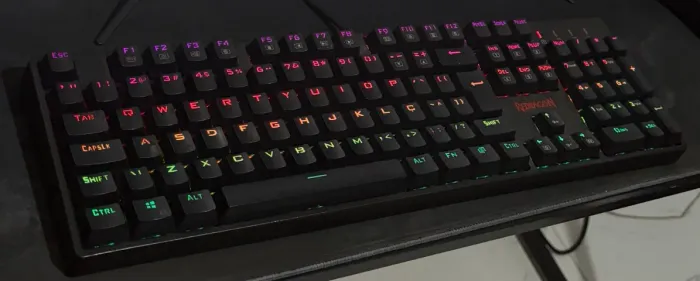 Teclado Mecânico Surara Pro K582RGB-PRO Redragon Semi-Novo
