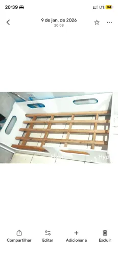 Cama montessoreana com colchão