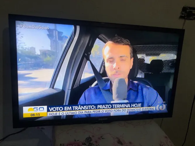 Vende- se TV SEMP 32 polegadas não é smart 