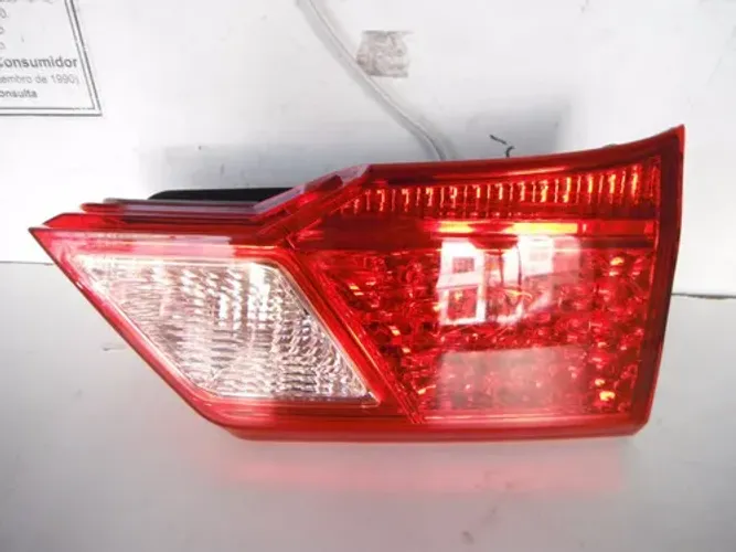 Lanterna Lado Direito Tampa Honda City 2013 A 2015 25092001 Direito