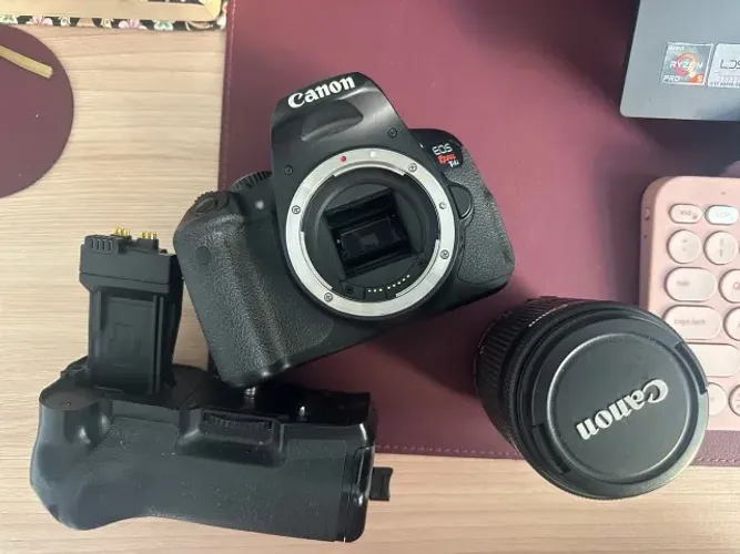 Canon T4i REBEL + Lente do kit + Grip Original