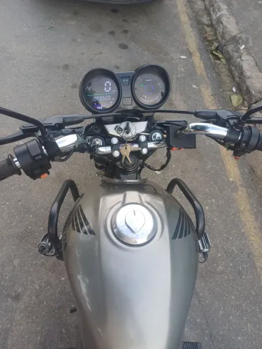 Moto pra ninguém colocar defeito