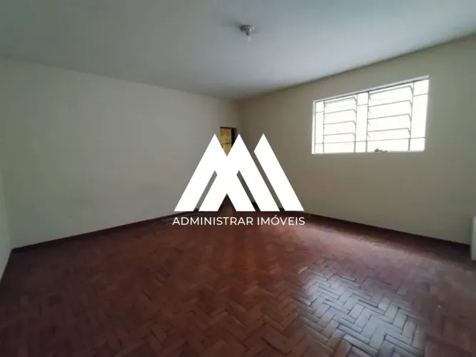 Alugo apartamento em Itaúna com excelente localização!
