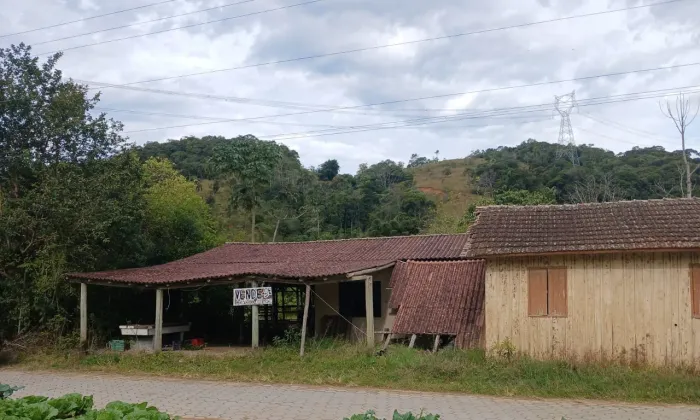 Terreno com 3 hectares Aguas Mornas - Rio Miguel