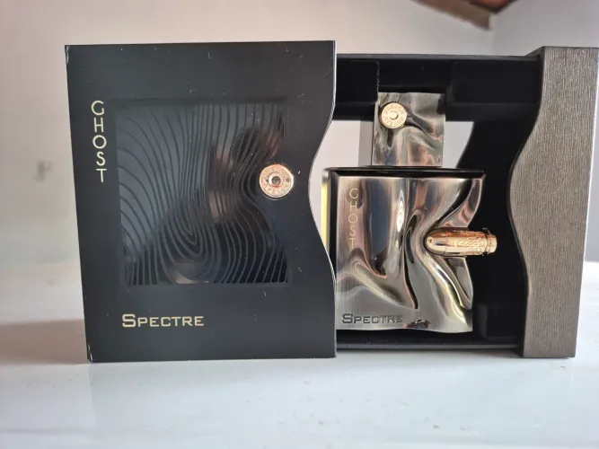 Troco por vulcan feu ou outro perfume que me interesse, minha mulher nao adaptou com ele